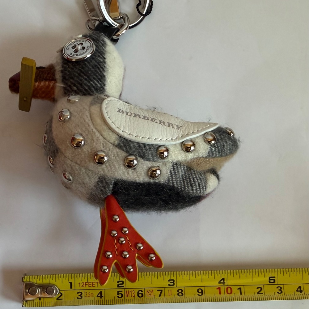NWT Burberry Seagull Studded Key Ring/Keychain/Bag Charm - Picture 9 of 10